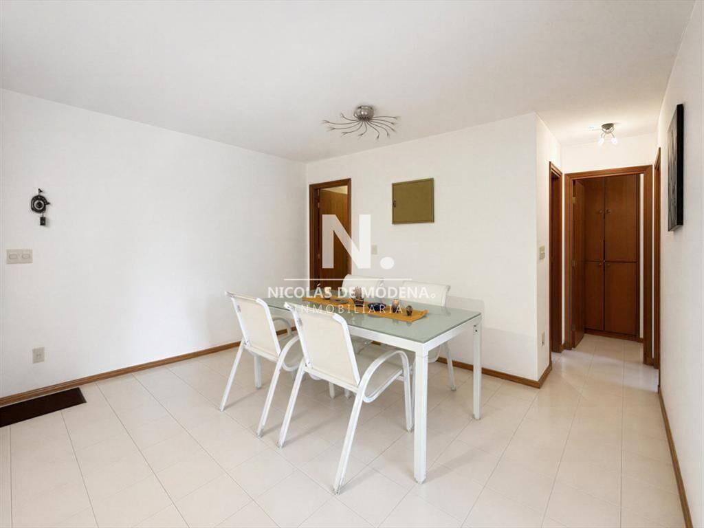 Apartamento de 2 dormitorios en venta y alquiler