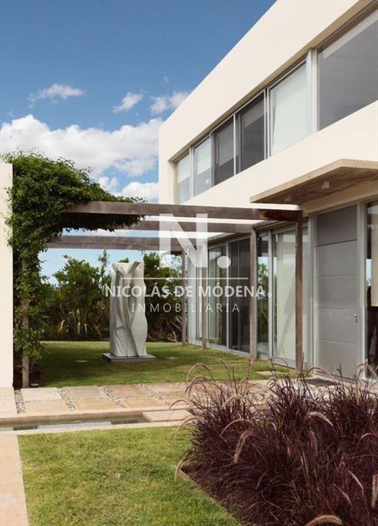 Excepcional casa en PRIMERA lÃ­nea JOSÃ? IGNACIO