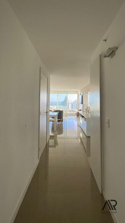 Apartamento De Categoría En Alquiler Temporada, 3 Dormit...