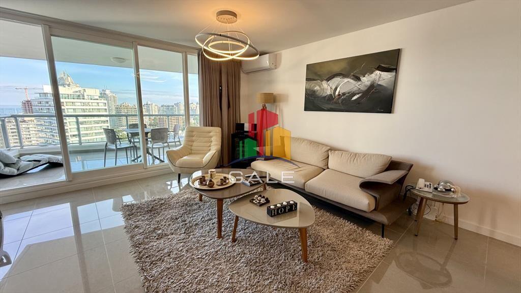 Apartamento de categoría en venta con vista al
