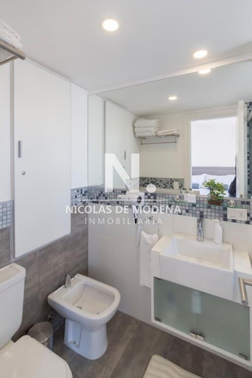 Hermoso Apartamento en torre Arenas del Mar 2