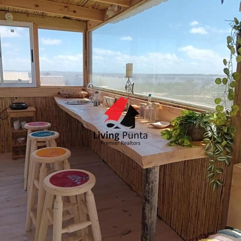 Casa frente al mar y a la laguna en alquiler