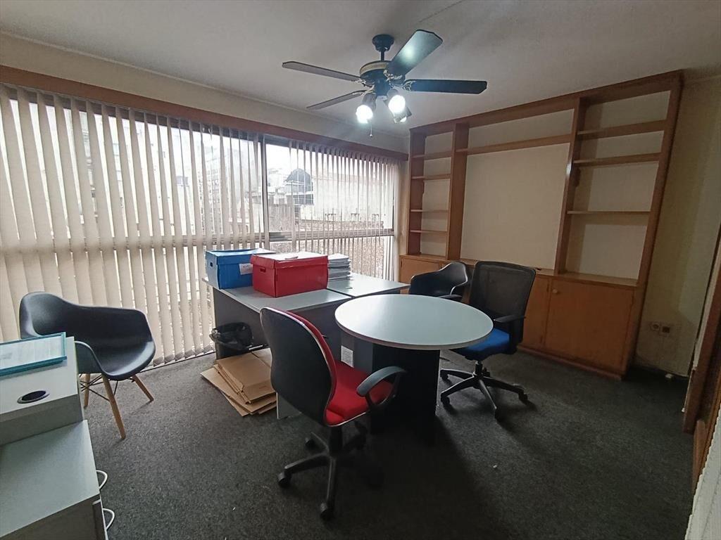 Oficina con garaje a la venta en el centro. Andes y 18 de j