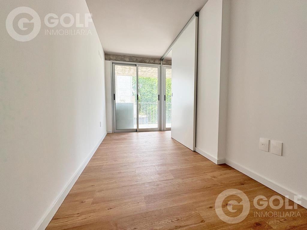 Venta con renta de apartamento 2 dormitorios en Cordón