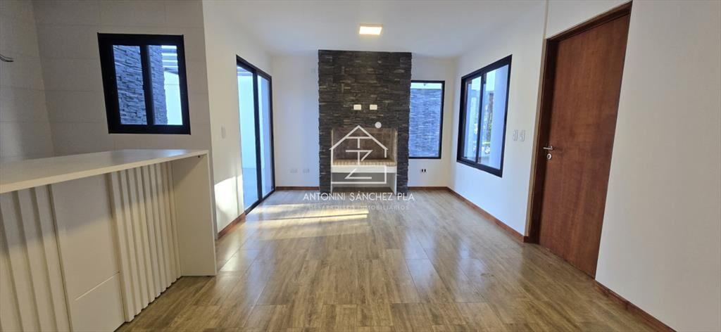 Oportunidad en construccion, casa de 3 dormitorios en Parqu