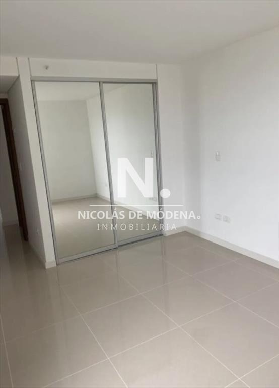 Impecable departamento, comodo e iluminado.