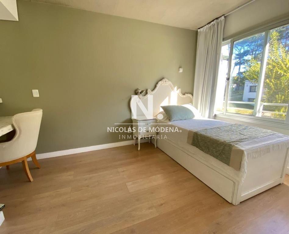 PRECIOSA CASA EN BARRIO PRIVADO
