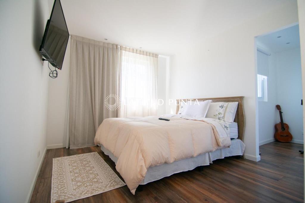 Hermosa casa en barrio privado