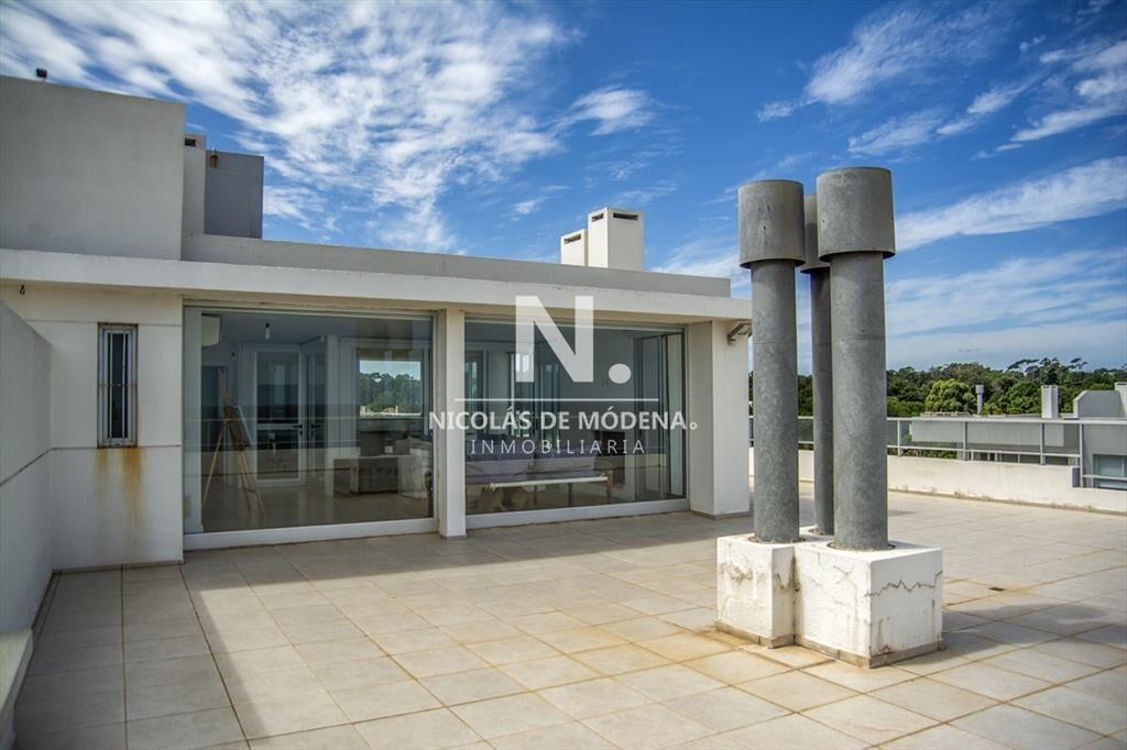 Espectacular Apartamento en Mansa frente al mar,