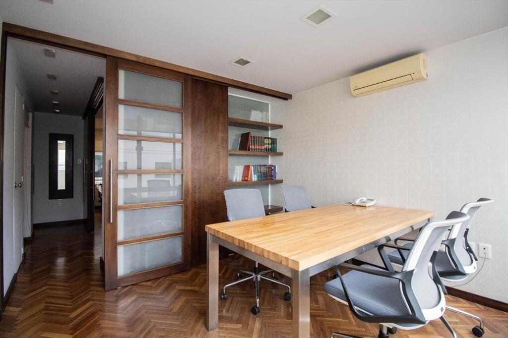 ALQUILER OFICINA CIUDAD VIEJA