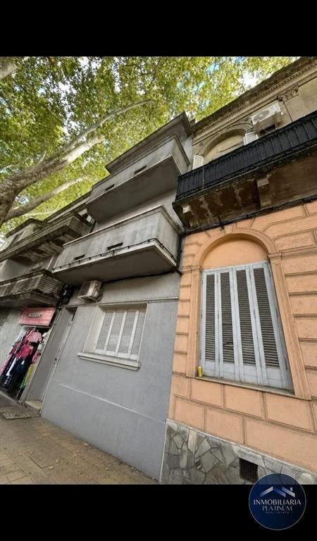 Excelente oportunidad de inversión en Reus – Local comer...