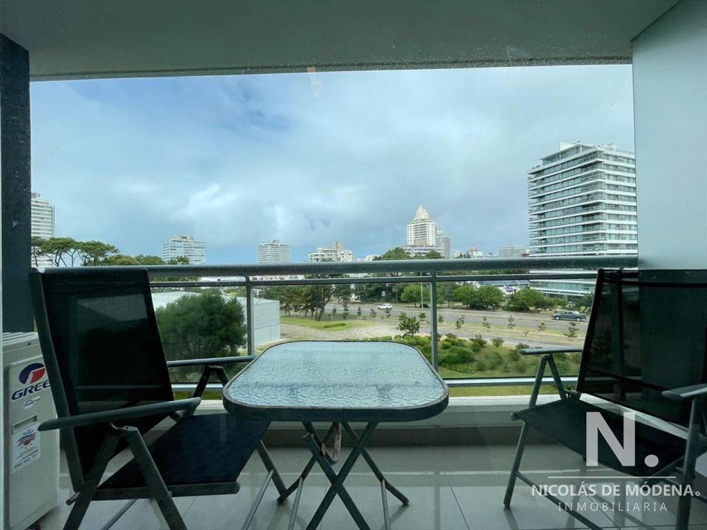 Hermoso apartamento de dos dormitorios en venta!