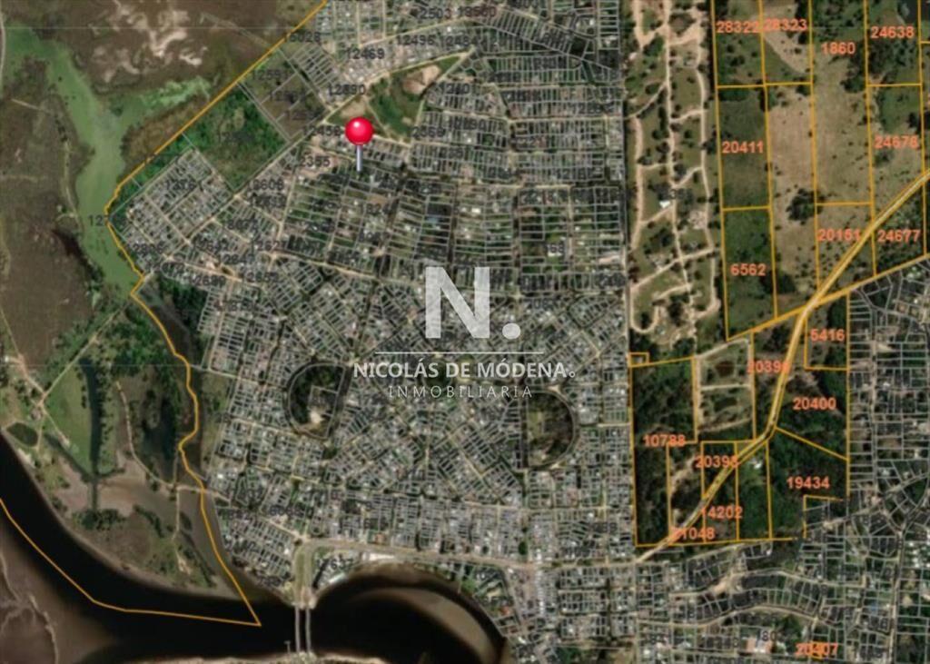 Terreno de 1700 mts 2 a la venta en La Barra El