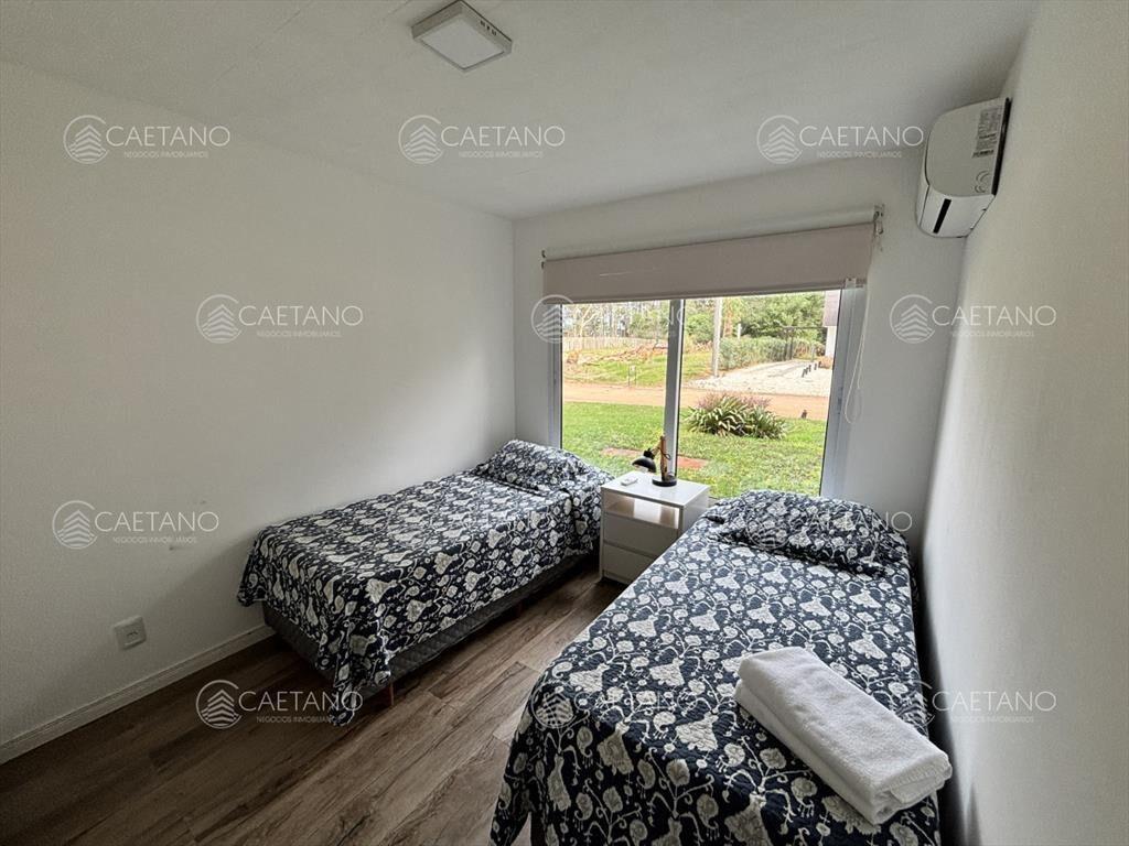 Casa en Punta Ballena, Complejo Solanas