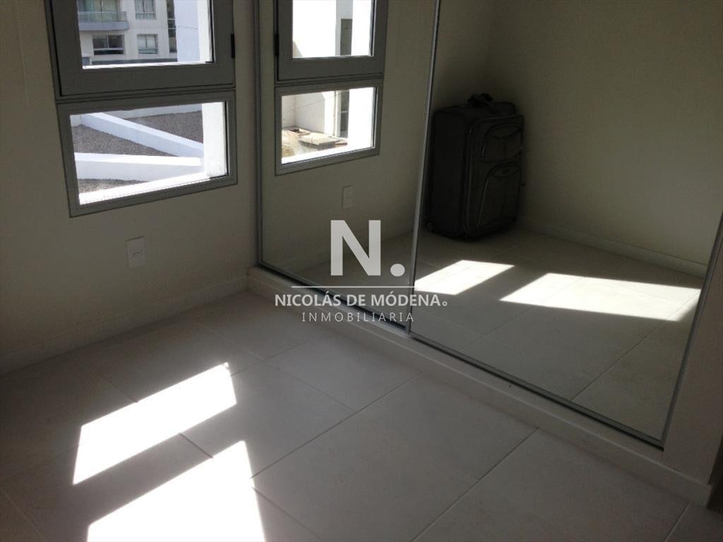 Apartamento en Venta de 1 dormitorio y medio en ,