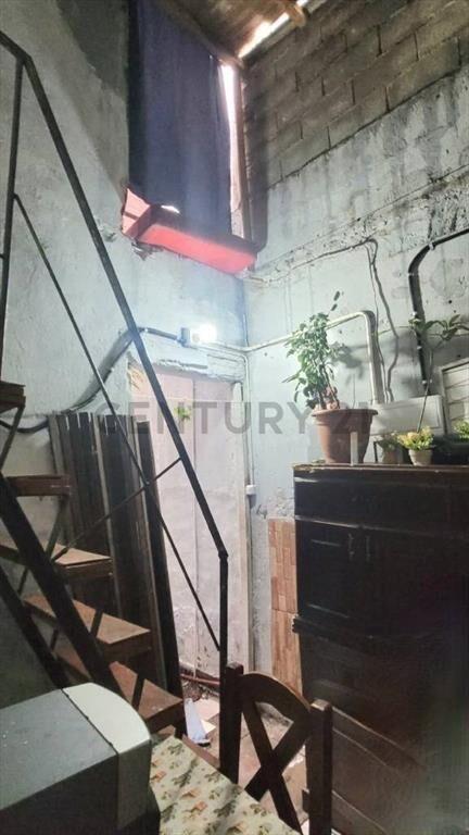 VENTA CASA 2 dormitorios a RECICLAR barrio Goes