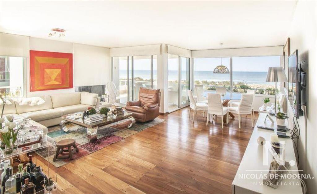 PLAYA BRAVA, PRIMERA LINEA AL MAR PENTHOUSE!!!
