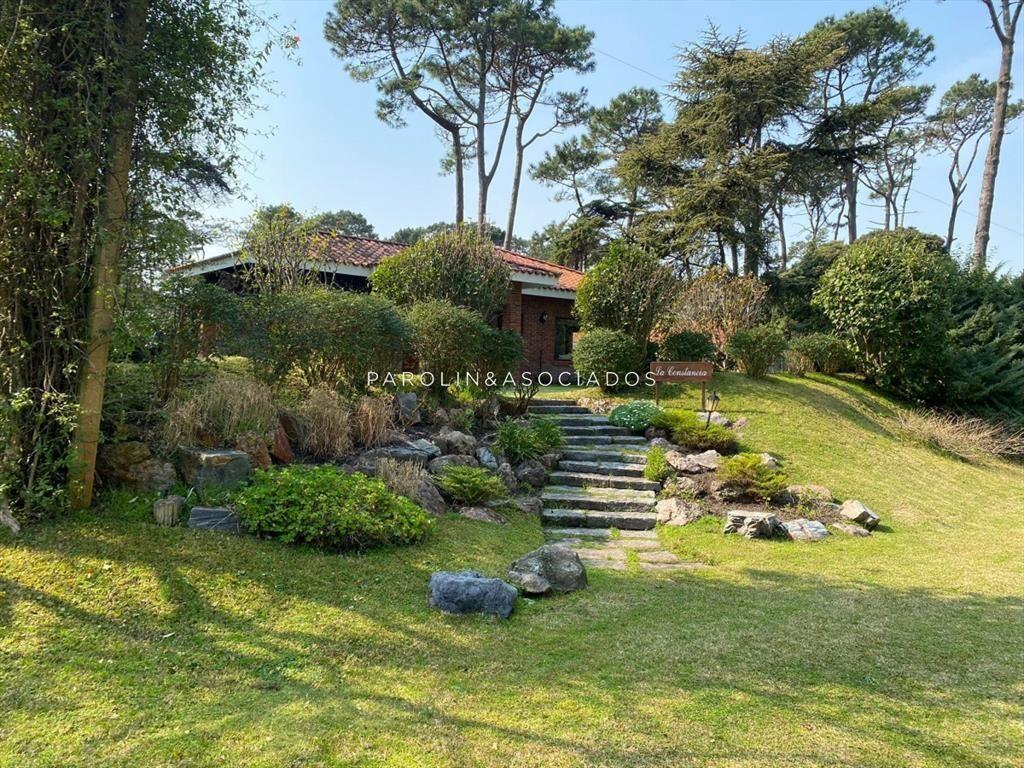 Hermosa casa en venta de 4 dormitorios en San Rafael, Punta