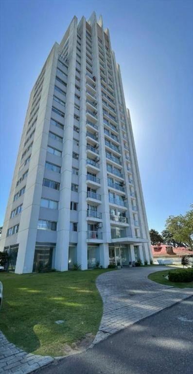 Hermoso Apartamento sobre Roosevelt de 3 Dormitorios y Amen