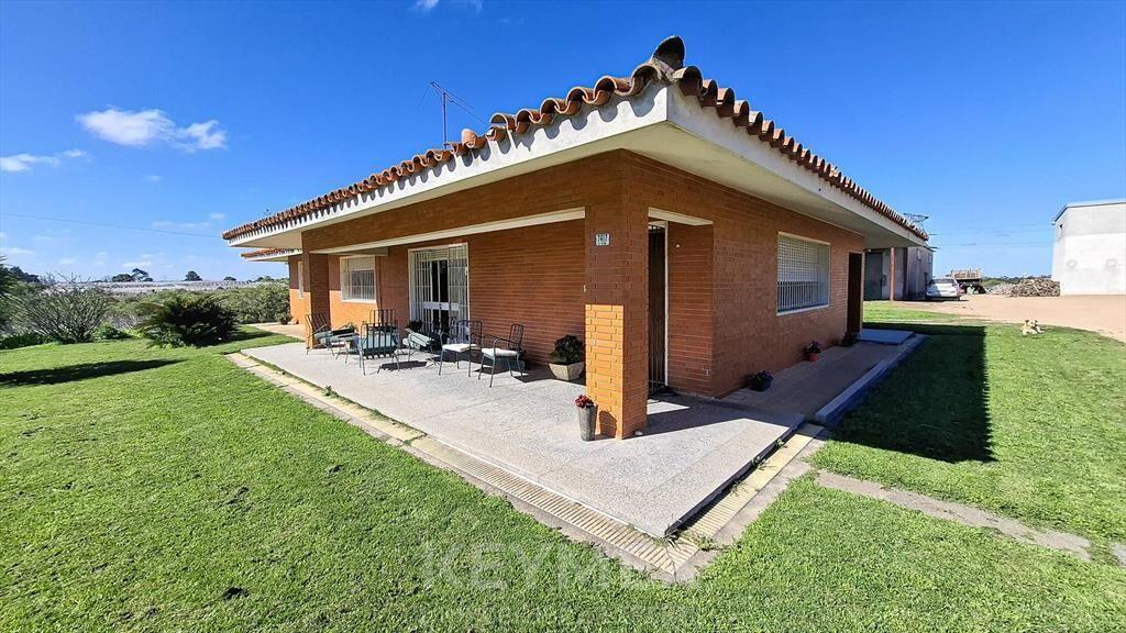 Venta Casa en Chacra 3.1 ha con galpon en Colon Rural
