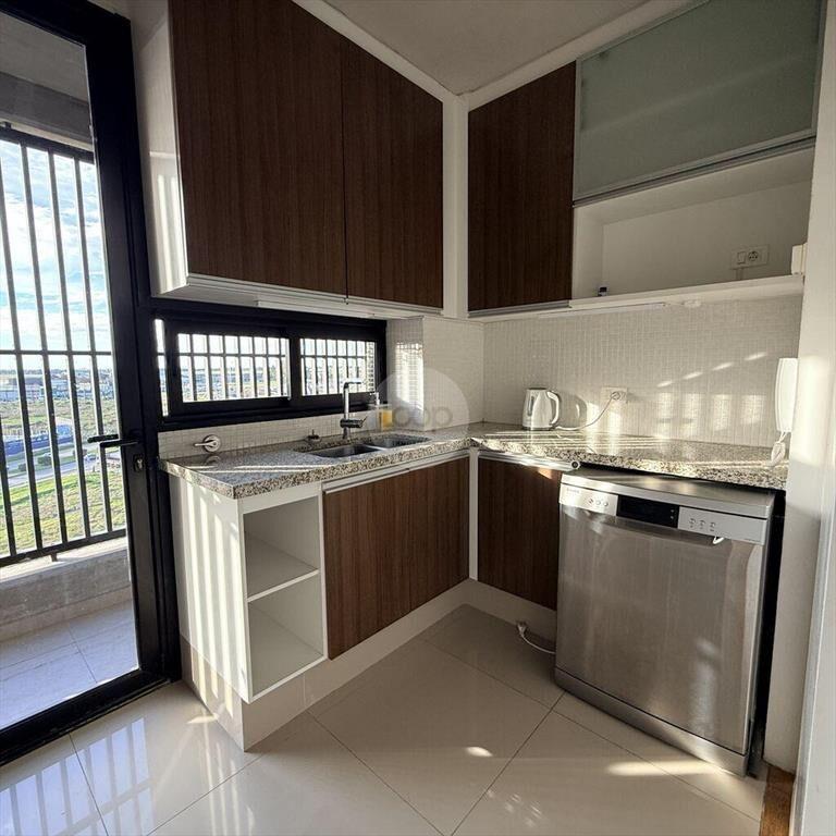 Alquiler apartamento de 1 dormitorio con terraza, garage y