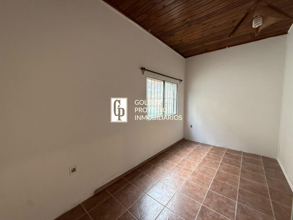 Casa en Alquiler 2 dormitorios en Colón