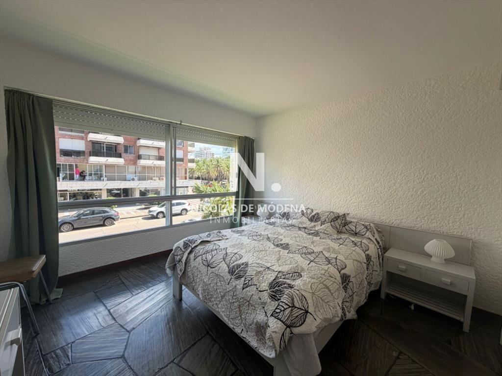 Apartamento en Peninsula, 2 dormitorios en venta