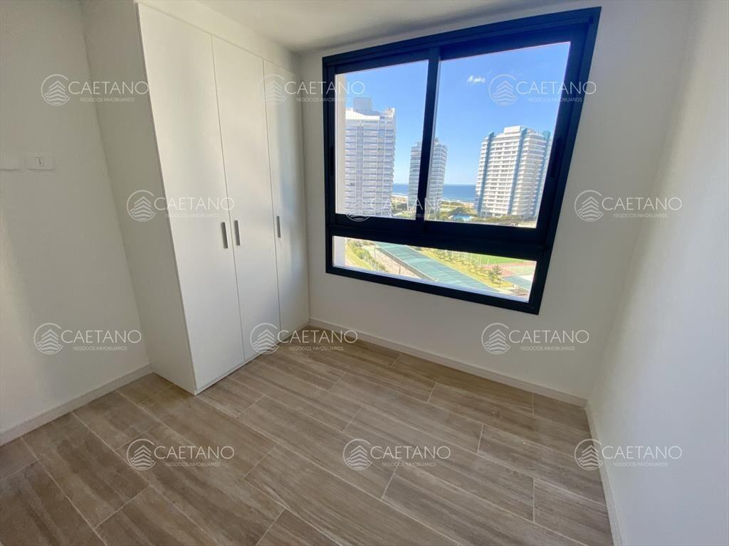 Apartamento dos dormitorios a estrenar Punta del