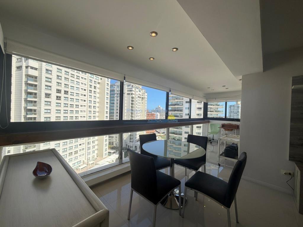 Apartamento en venta de 2 dormitorios en Punta ,