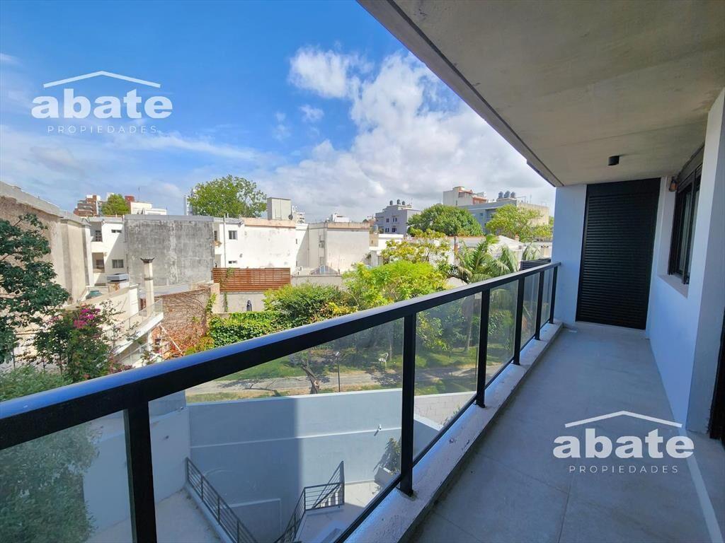 Venta apartamento 2 Dormitorios en Pocitos de grandes dimen