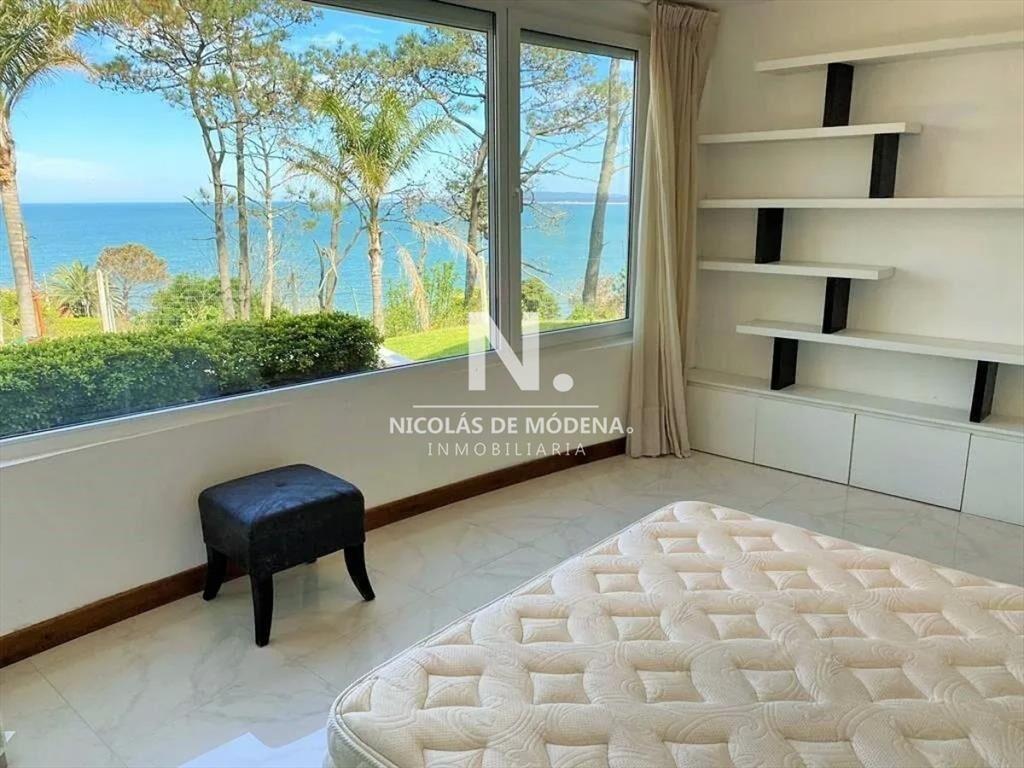 Casa de 5 dormitorios en Punta Ballena, Punta del