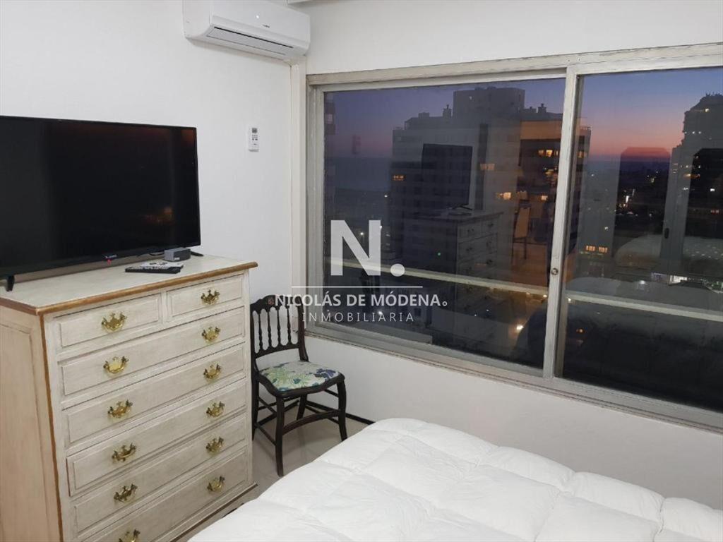 Apartamento de 1 dormitorio - Céntrico