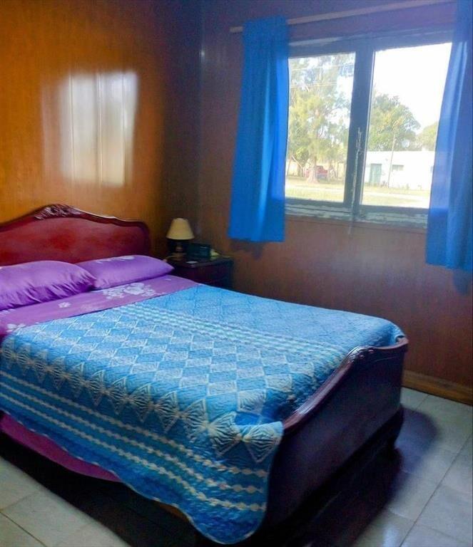 Venta casa en Aiguá, Maldonado, 2 dormitorios con terreno.