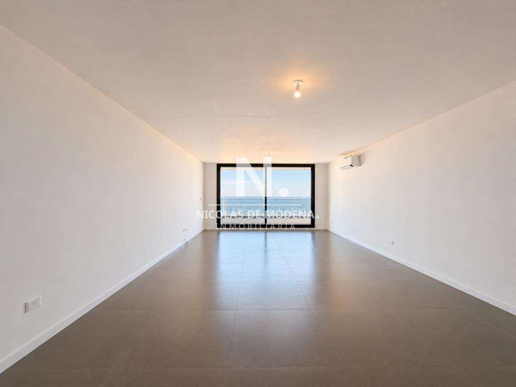 Frente al mar. 3 dormitorios en venta - Aurora -