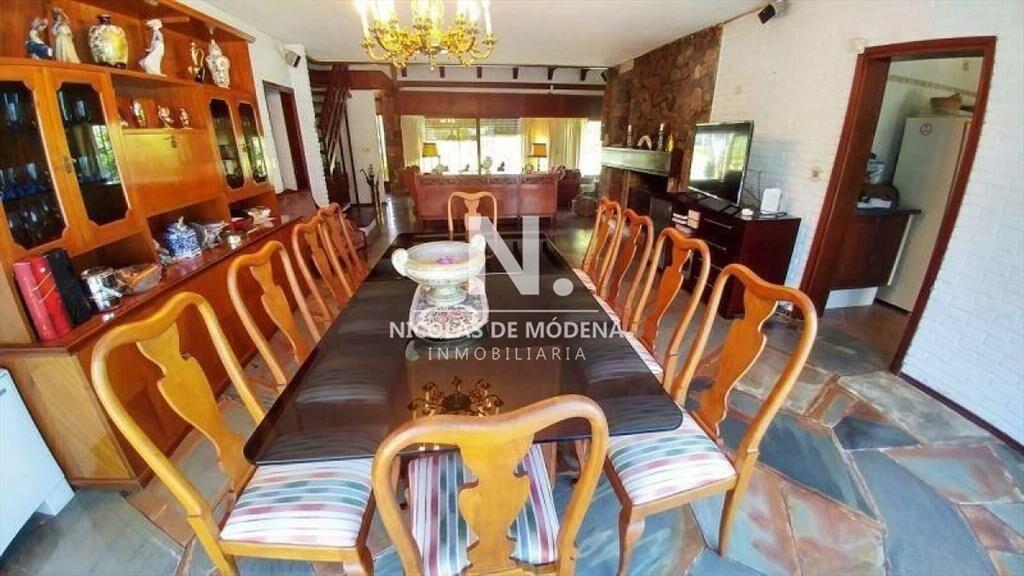 Casa en venta Playa Mansa 5 dormitorios