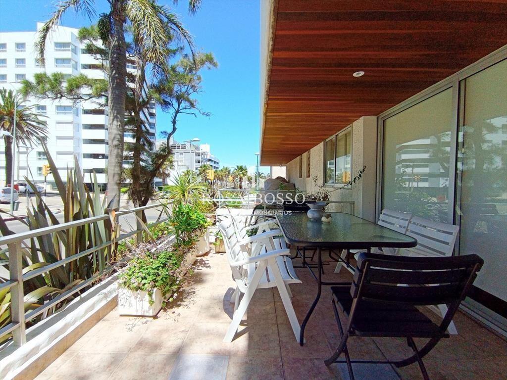 ALQUILER, Apartamento, 2 dormitorios, Península, Punta del
