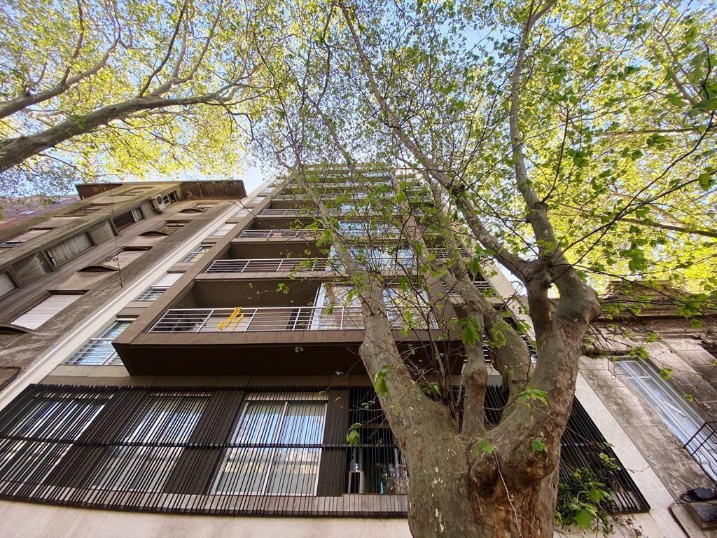Alquiler - Apartamento al frente con un dormitorio en Cordón