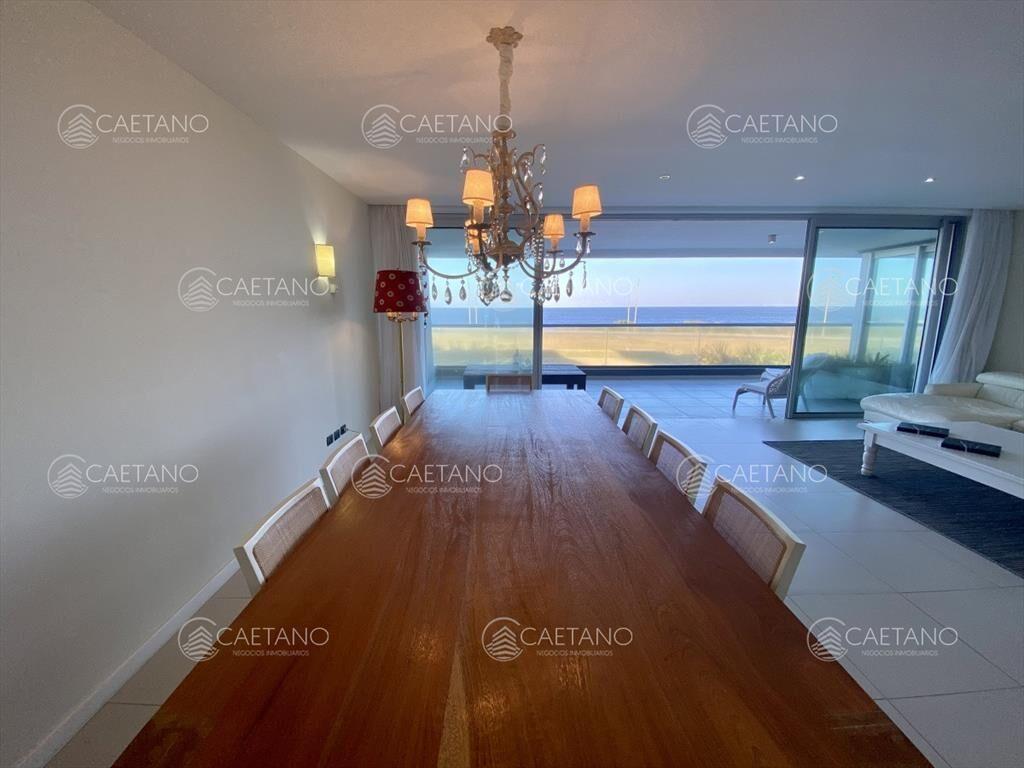 Venta apartamento 4 dormitorios, playa brava del