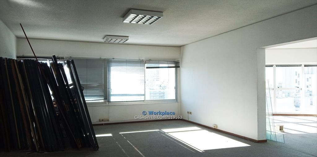 Oficina en el Centro - Alquiler - EDIFICIO DE CATEGORIA