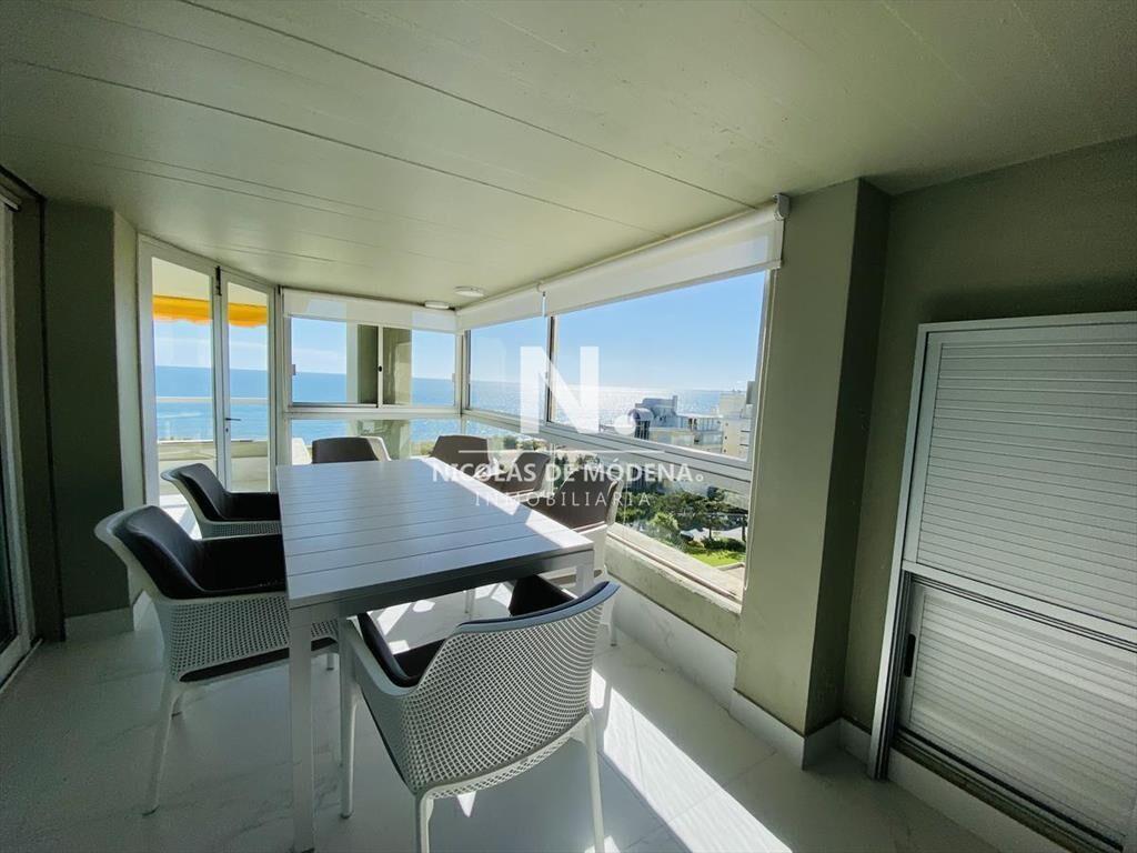 EXCELENTE APARTAMENTO EN PLAYA MANSA