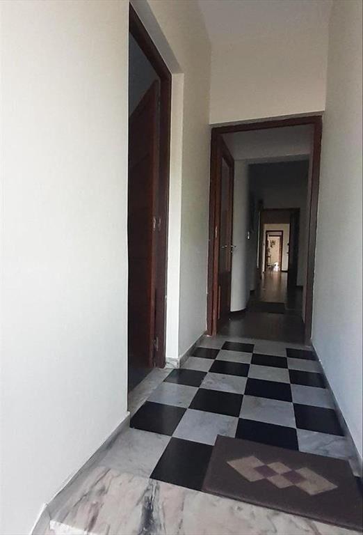 Venta de Casa en Salto, 5 Dormitorios 4 Baños