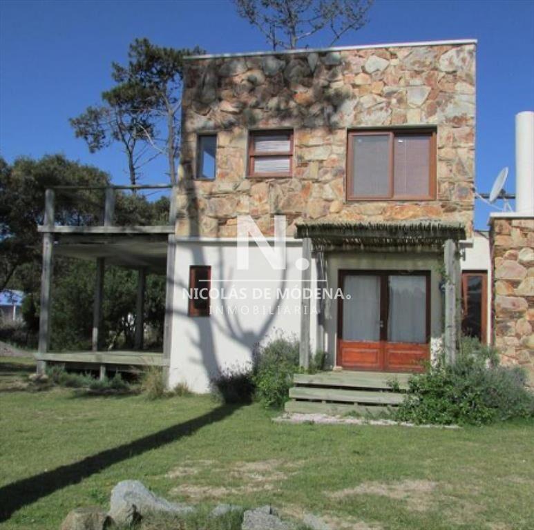 Vende casa de 3 dormitorios en la Juanita, Jose
