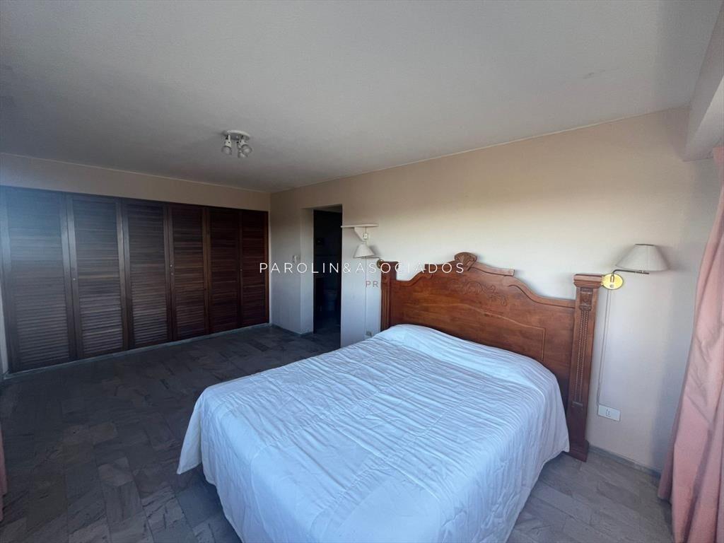 Apartamento en Venta de 3 dormitorios en Av. Roosevelt , Pu
