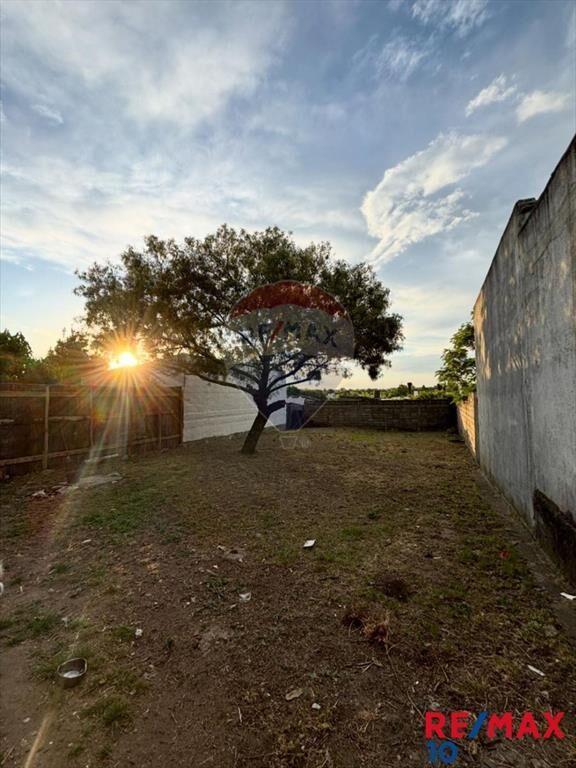 Casa, 2 dormitorios, se vende.
