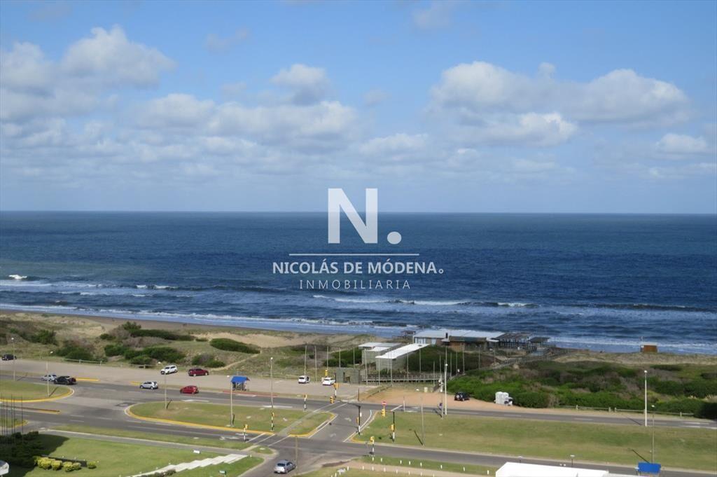 Apartamento en Punta del Este, Brava