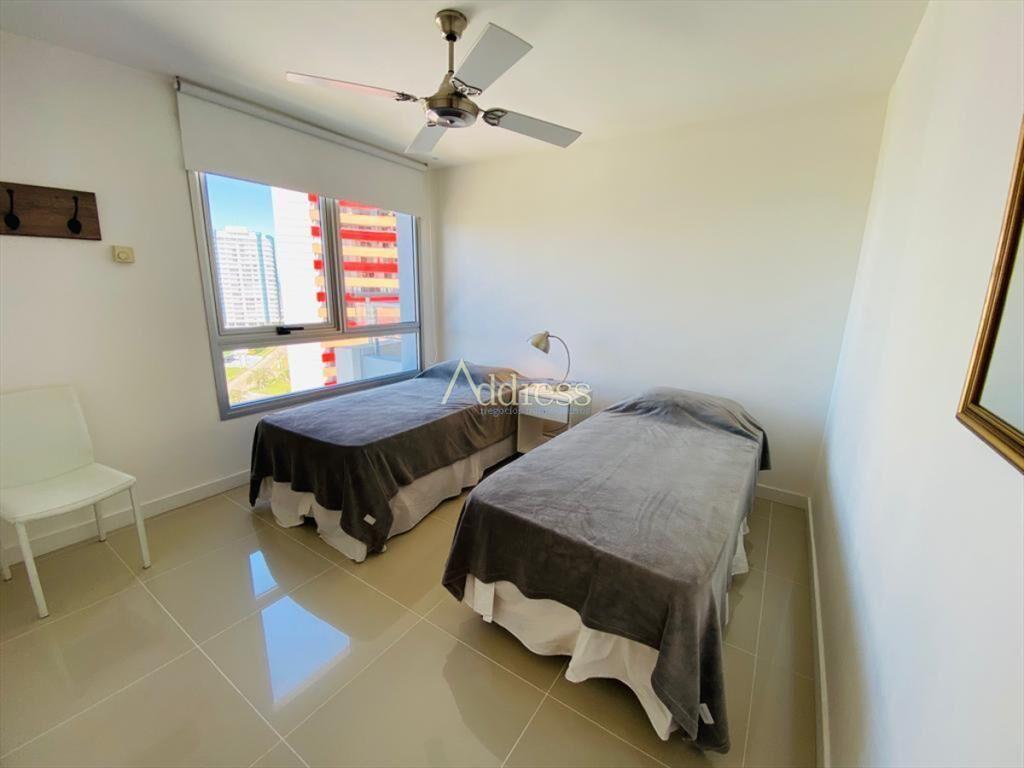 Departamento 3 dormitorios En Venta, Chiverta a