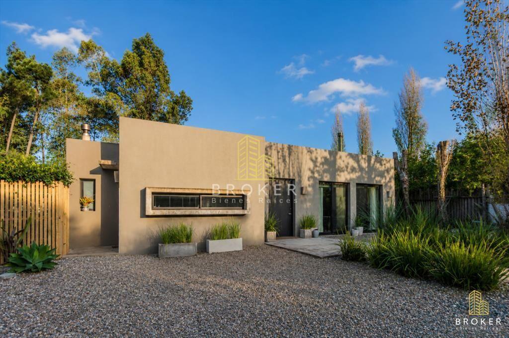 Venta Casa en La Arbolada Barrio Cerrado Punta 3