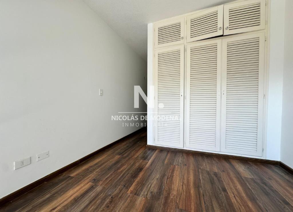 Se vende apartamento de 3 dormitorios en Punta