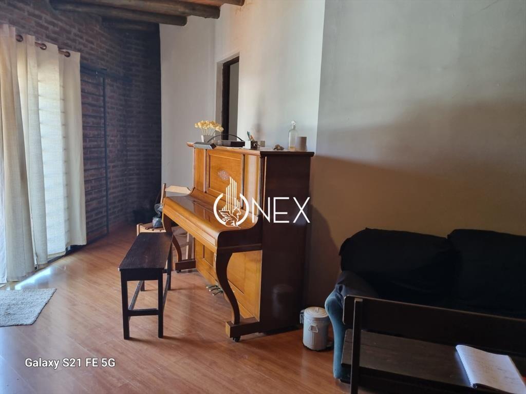 Se vende local comercial en Malvín norte.