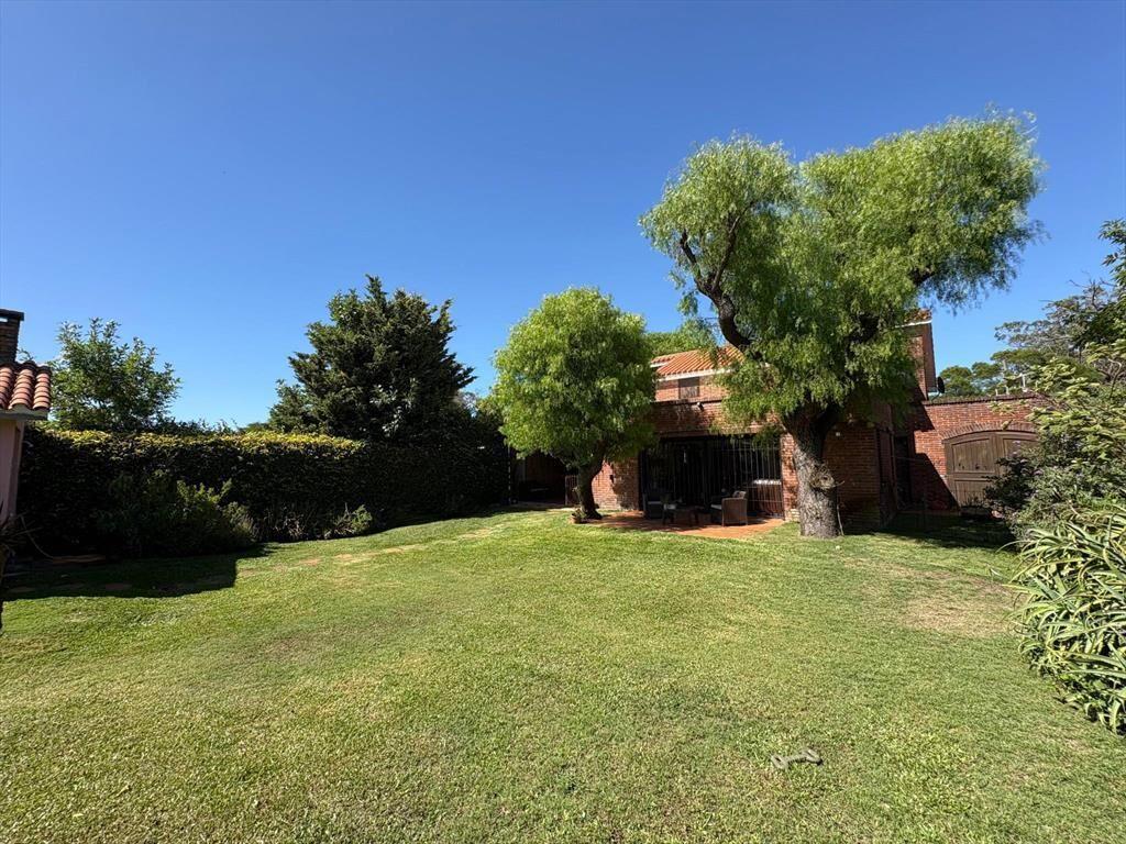 Venta de Casa con 4 dormitorios en Lagomar - Park Way